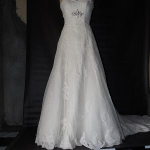Strapless Lace wedding dress